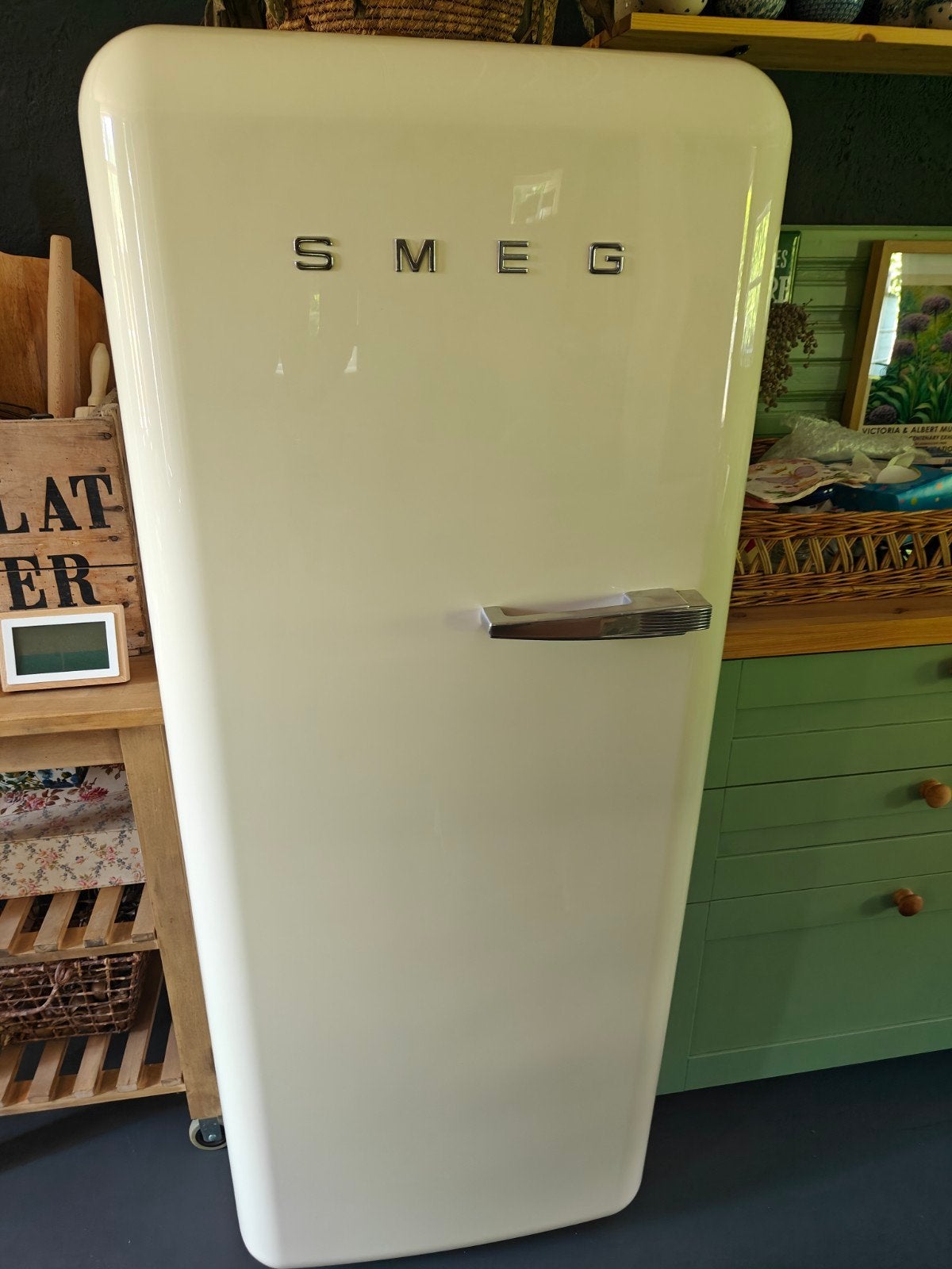 Smeg retro koelkast Fab28lcr5, 200 liter of meer, 60 cm of meer, J, Met vriesvak