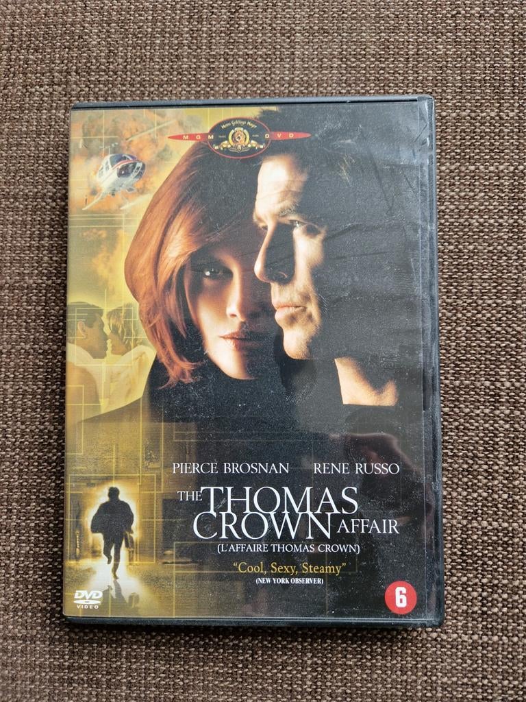 DVD The Thomas Crown Affair - Pierce Brosnan, Rene Russo, Vanaf 12 jaar, Ophalen of Verzenden, Gebruikt, Actiethriller
