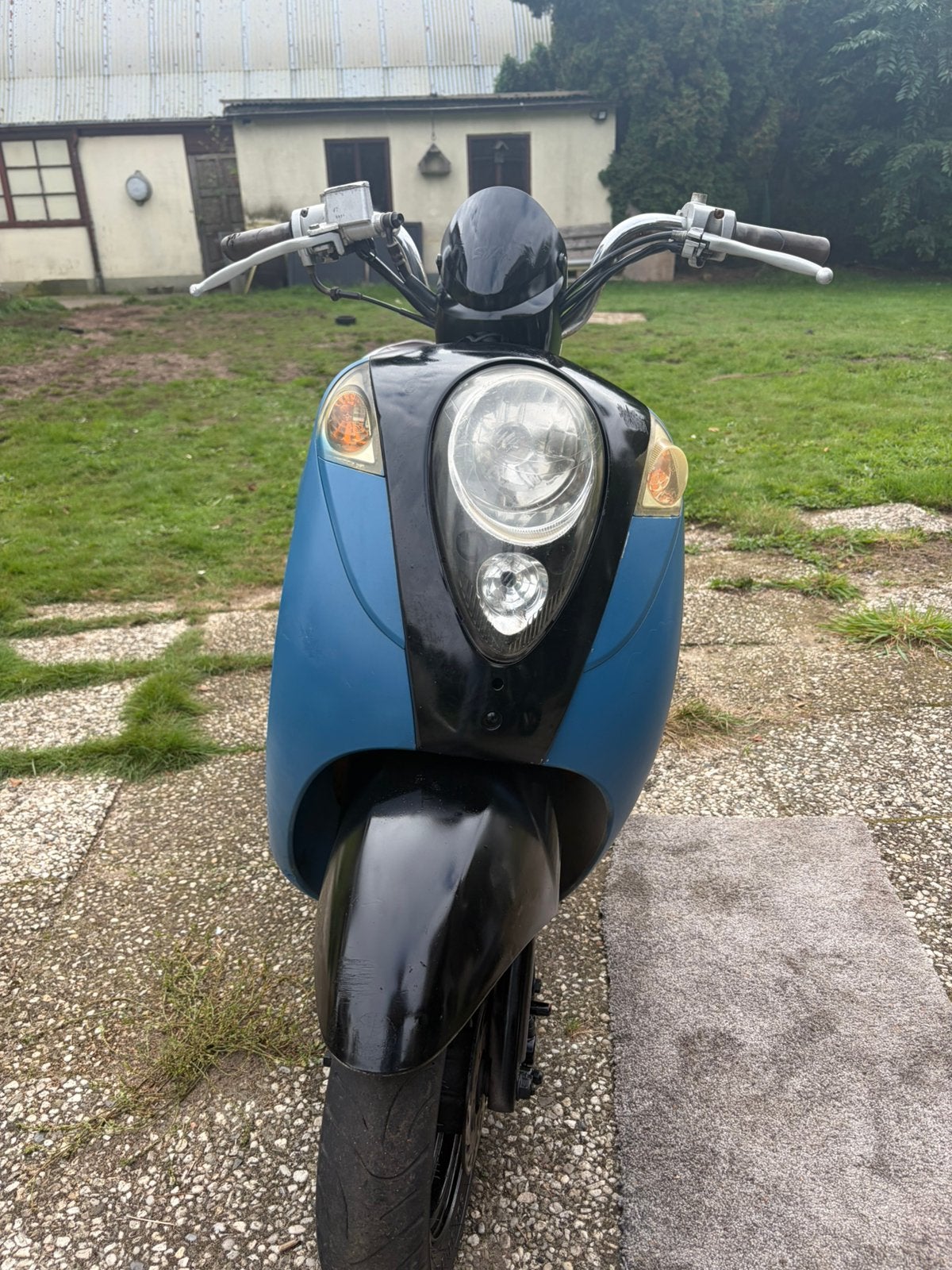 Mio geen papieren, Ophalen, Zo goed als nieuw, Benzine, Mio