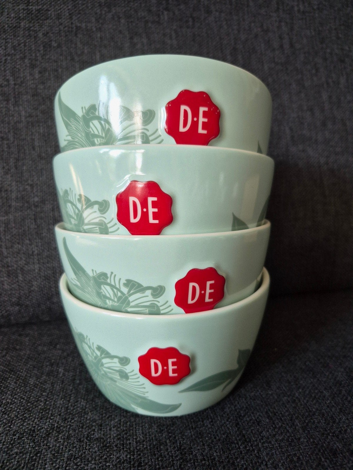 Douwe Egberts schaaltjes - set van 4, Overige merken, Keramiek, Ophalen of Verzenden, Modern
