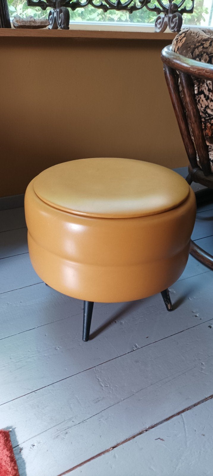Mooie vintage poef / naaipoeg, Ophalen of Verzenden, Rond, Minder dan 50 cm, Minder dan 50 cm