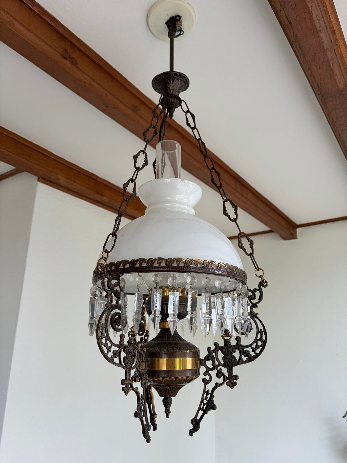 Antieke hanglamp met kristallen en opaline glas, Antiek en Kunst, Ophalen