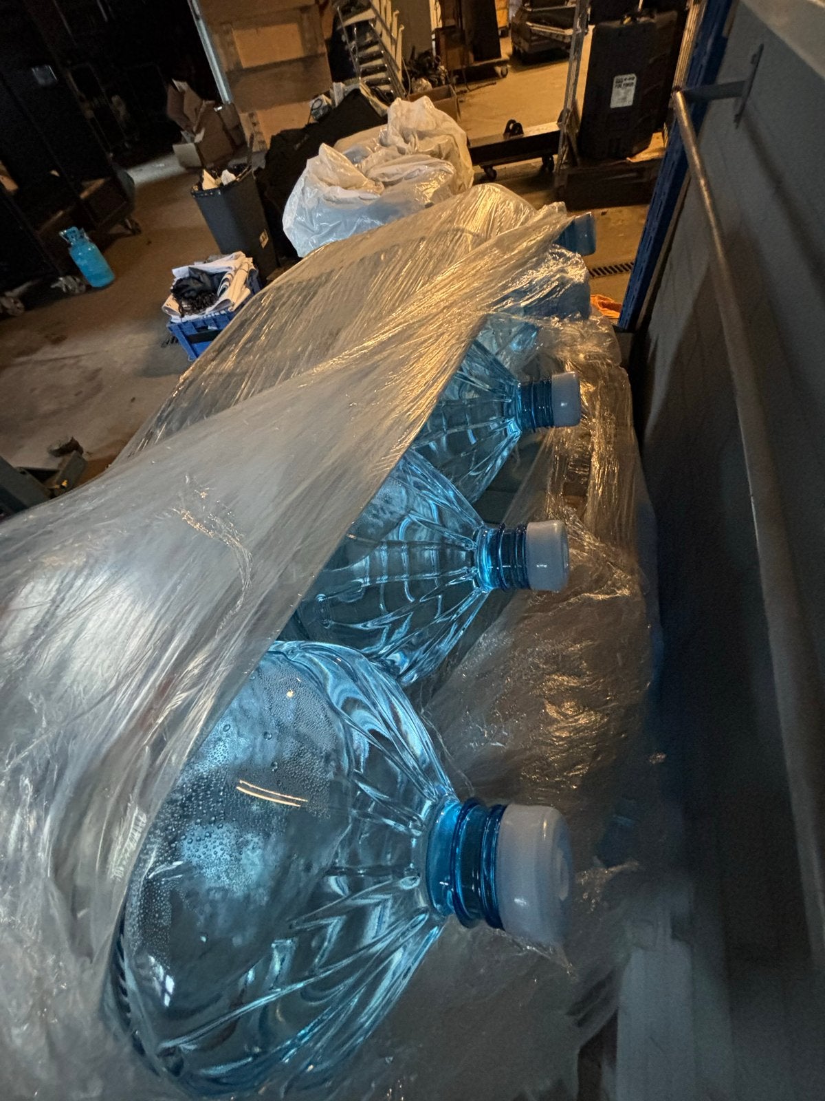 Grote partij volle waterflessen/waterkoelerflessen, Zakelijke goederen, Ophalen, Overige categorieën