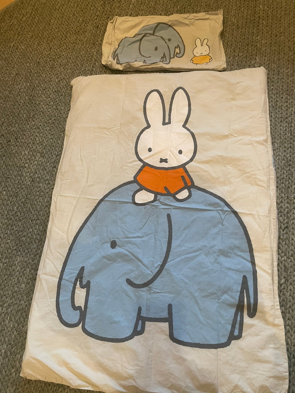 Dekbed Nijntje voor peuterbed, Ophalen of Verzenden, Zo goed als nieuw, Nijntje