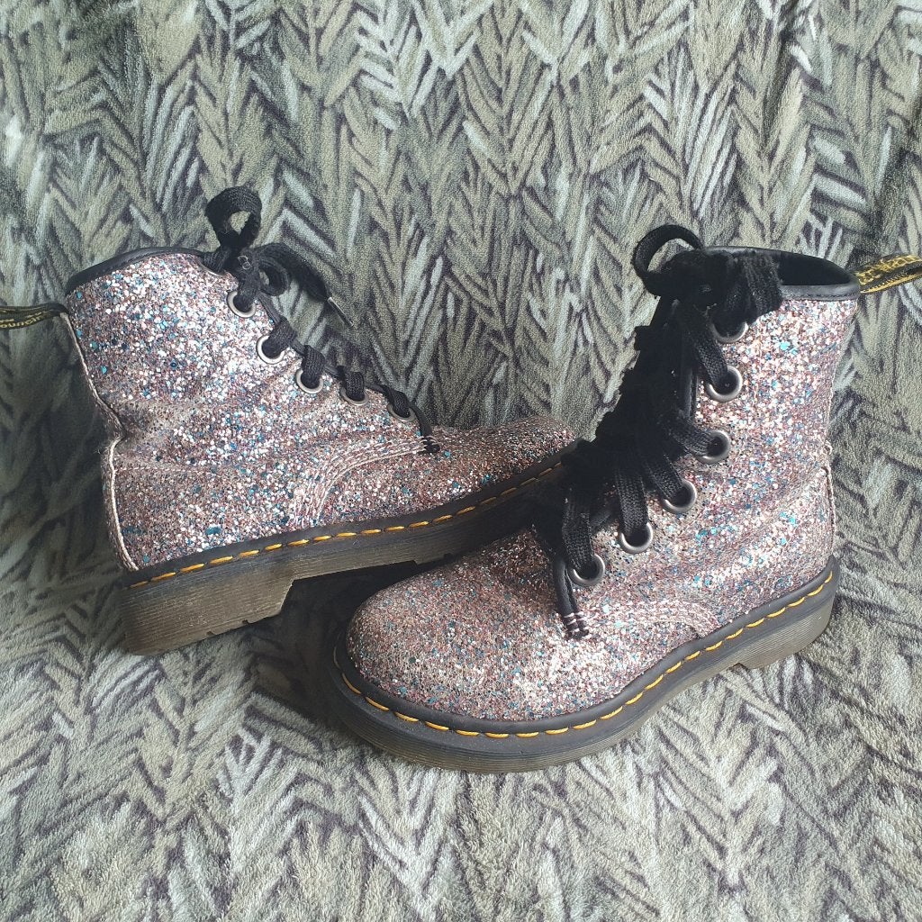 Dr Martens laarzen 1460 Farrah maat 36 veterboots, Kinderen en Baby's, Kinderkleding | Schoenen en Sokken, Dr. Martens, Gebruikt