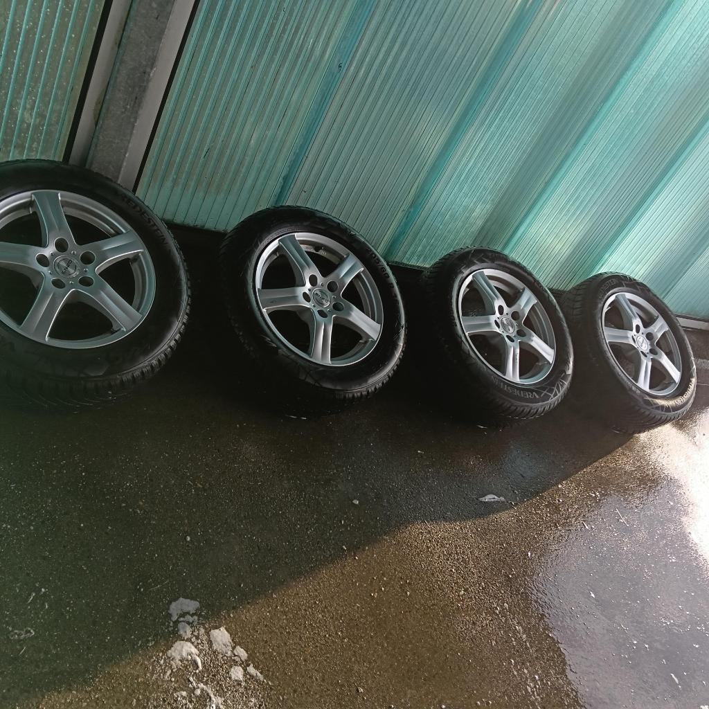 VREDENSTEIN WINTERAC winterbanden 205/60 met VELG ENZO, Auto-onderdelen, Banden en Velgen, Gebruikt, 16 inch, Banden en Velgen