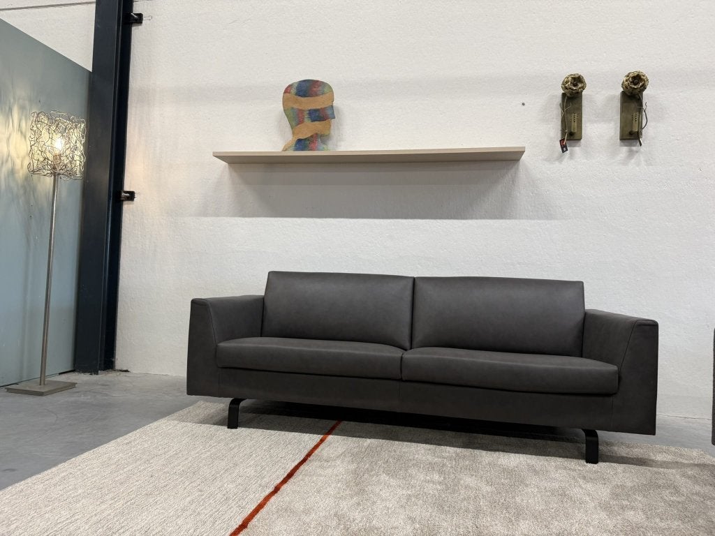 Nieuw Gealux Trones Coral 3 zits Bank Hoofdsteun grijs leer, Ophalen of Verzenden, Rechte bank, Gealux, 200 tot 250 cm
