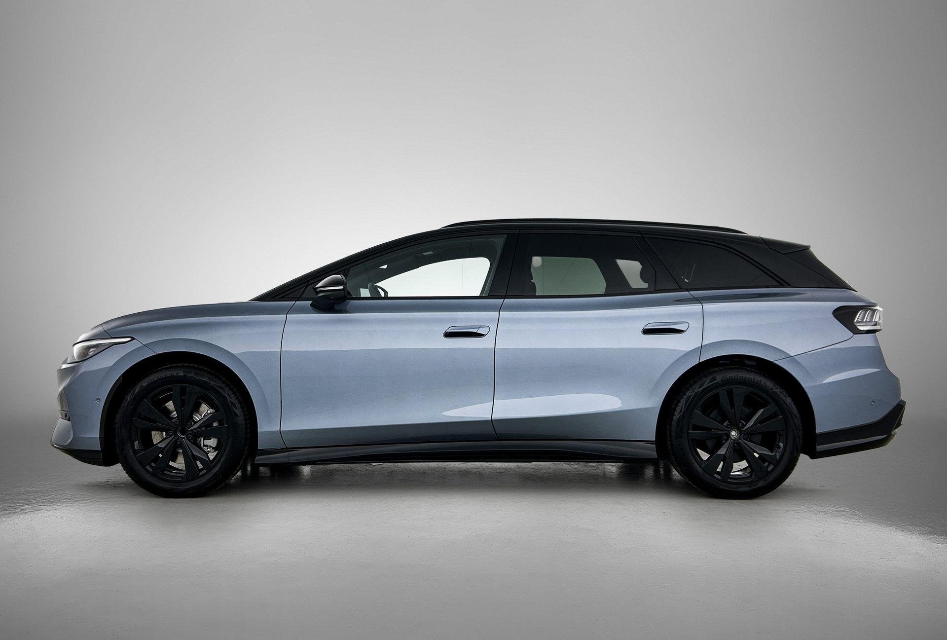 Volkswagen ID.7 Tourer Limited Edition Plus 59 kWh 204 PK |, Auto's, Achterwielaandrijving, 59 kWh, Blauw, 1972 kg