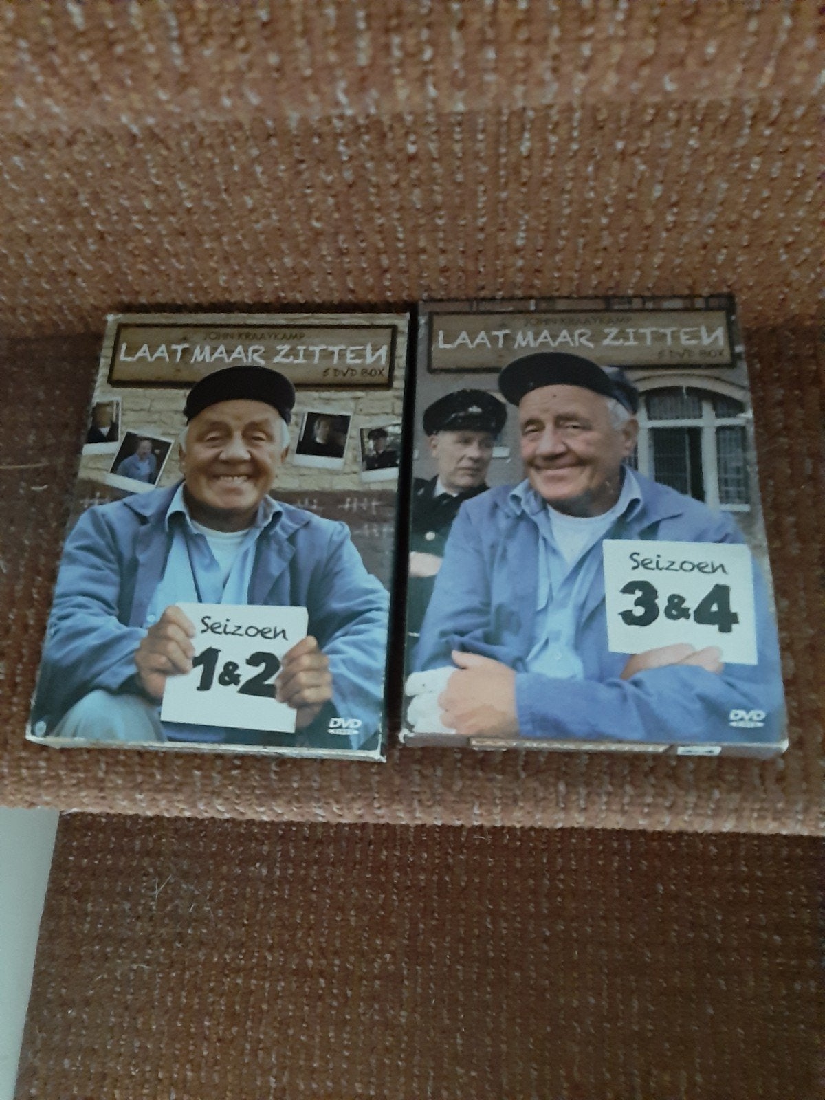 Laat Maar Zitten DVD Box Seizoen 1, 2, 3 & 4, Gebruikt, Alle leeftijden, Seizoen 1, Ophalen of Verzenden