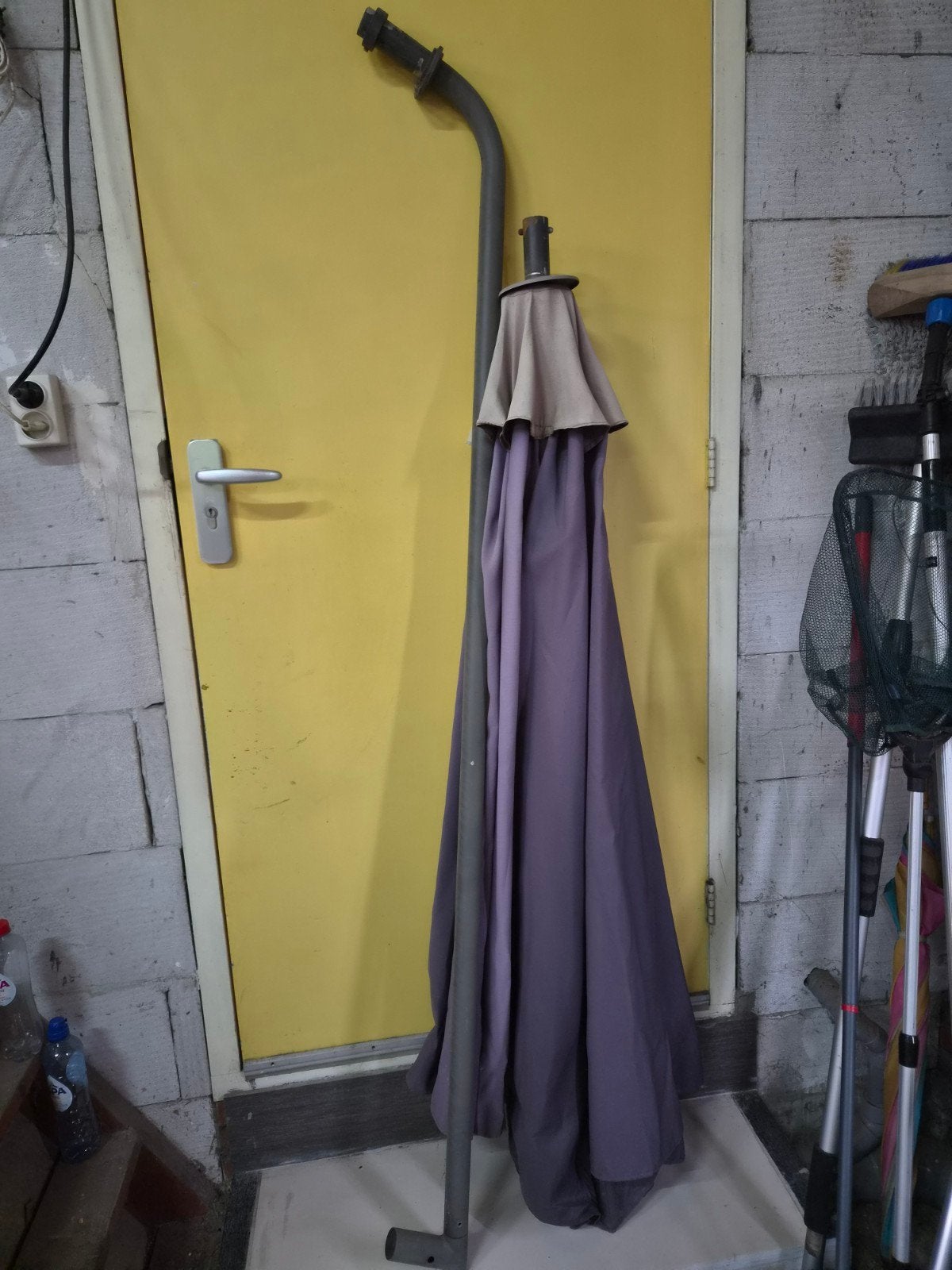 Muur-zonnescherm - gebruikt, verkleurd, maar heel, Tuin en Terras, Ophalen, Gebruikt, Overige typen