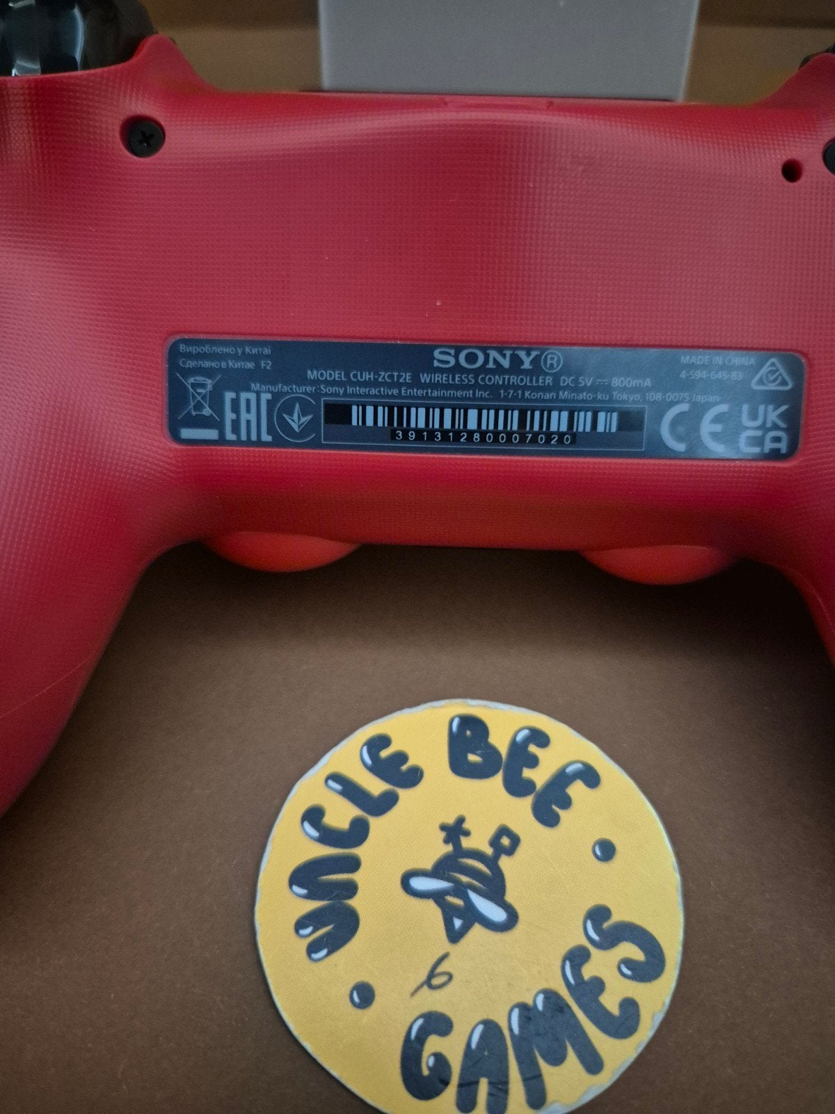 Sony Dualshock 4 V2 Controller Red, Avontuur en Actie, Verzenden, Zo goed als nieuw, Sony Interactive Entertainment Inc.