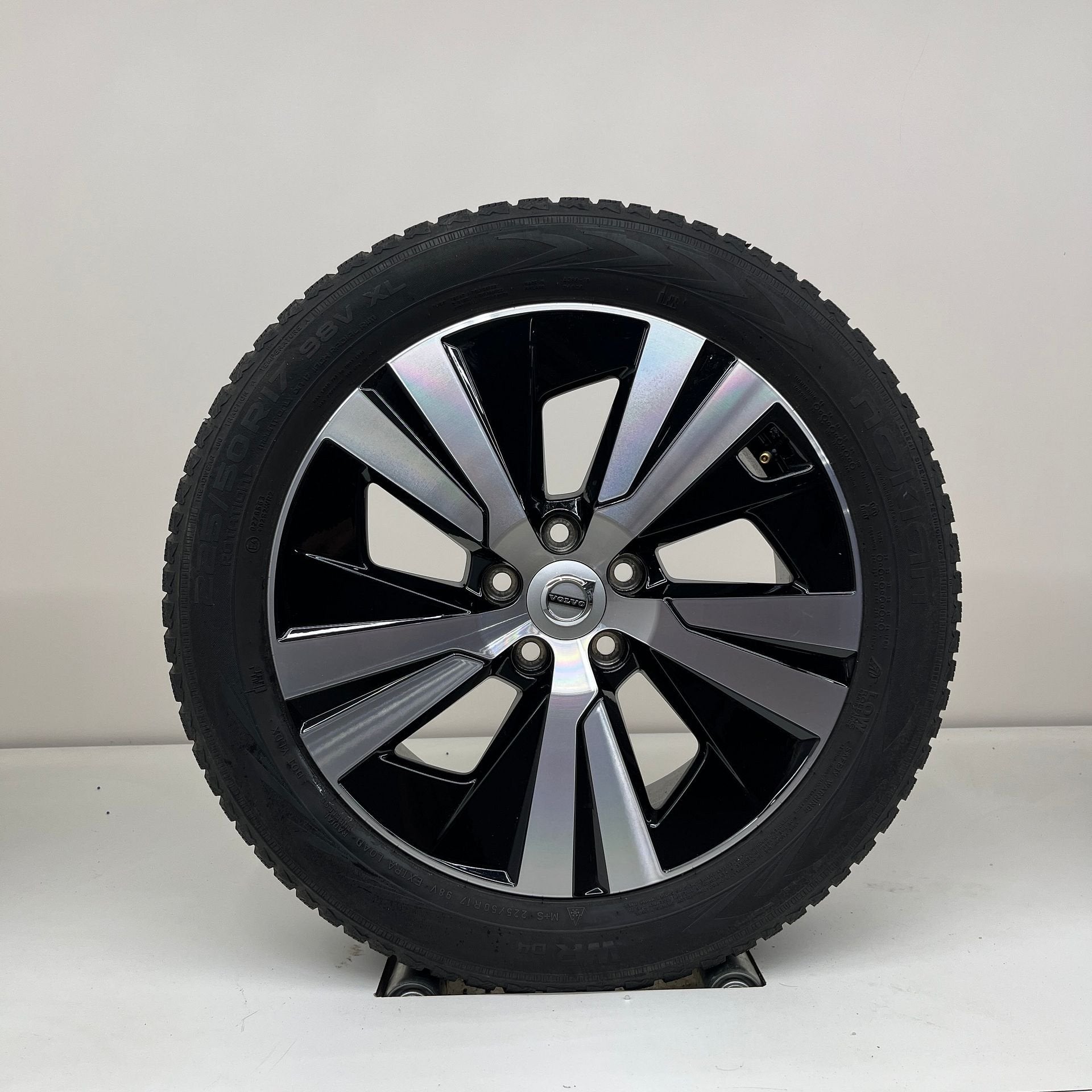 Volvo S60 / V60 - 17 inch - winterbanden, Auto-onderdelen, Gebruikt, Banden en Velgen, 17 inch, Personenwagen