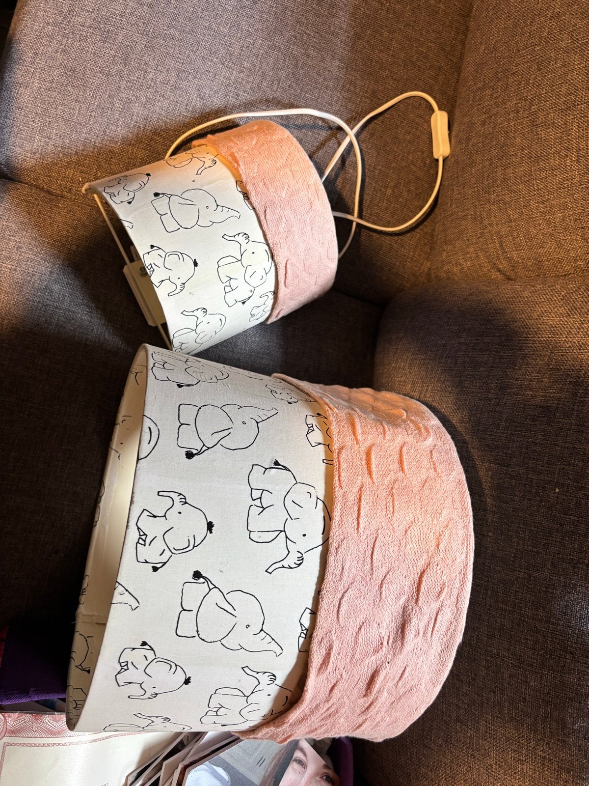 Zelfgemaakte Olifant Lampenkap - Roze met Olifantenprint, Met schakelaar, Roze, Textiel, Ophalen of Verzenden