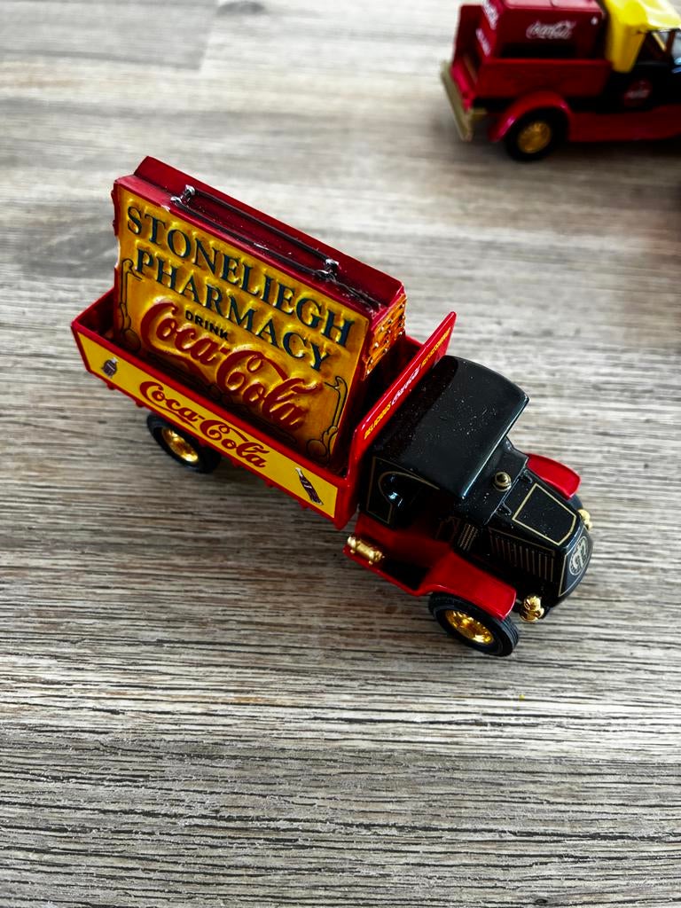 Coca-Cola modelauto’s + kerst vrachtwagen – set (7 stuks), Overige merken, 1:50 of kleiner, Ophalen of Verzenden, Zo goed als nieuw