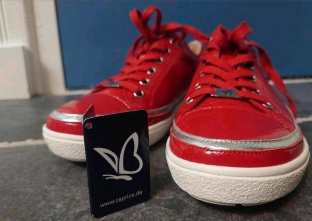 Caprice sneakers, lak, rood, maat 41, NIEUW!, Nieuw, Ophalen of Verzenden, Sneakers of Gympen, Caprice