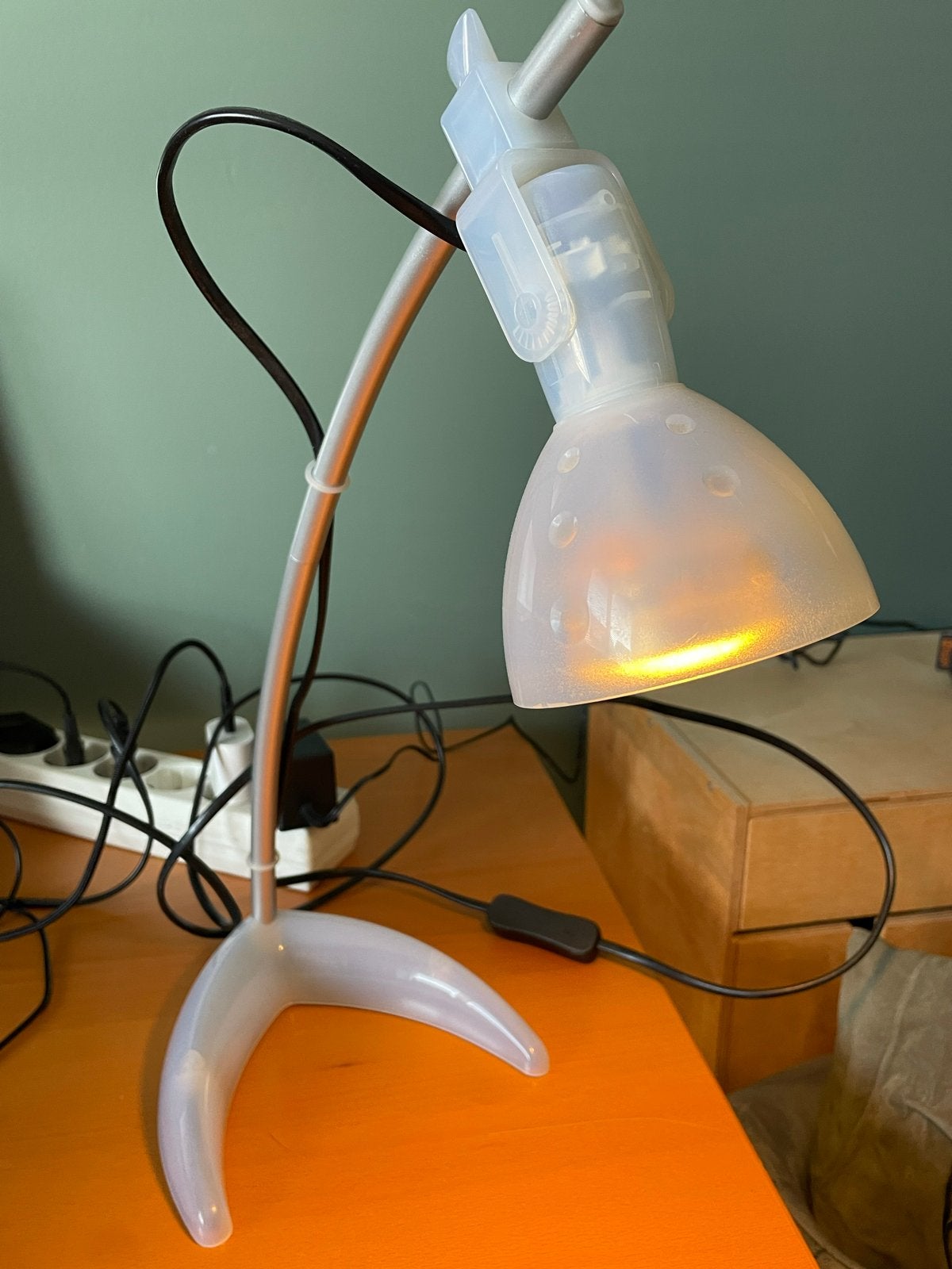 IKEA Bureaulamp/Tafellamp - Type A0207, Huis en Inrichting, Lampen | Tafellampen, Overige fittingen, Ophalen of Verzenden, Zo goed als nieuw