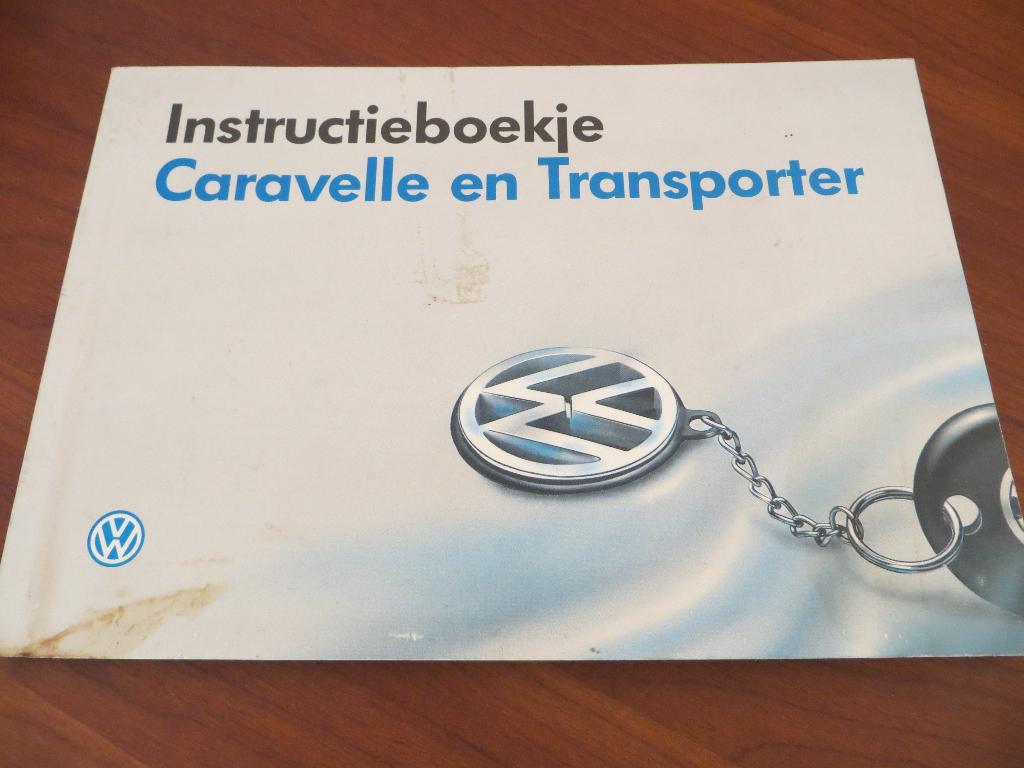 Instructieboek Volkswagen Transporter T4, VW Caravelle 1993, Ophalen of Verzenden
