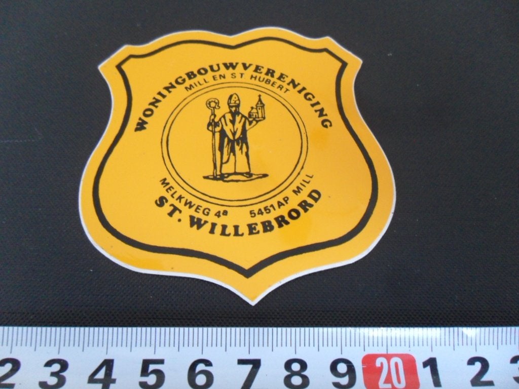 sticker St. Willebrord Mill St. Hubert Woningbowvereniging *, Ophalen, Zo goed als nieuw