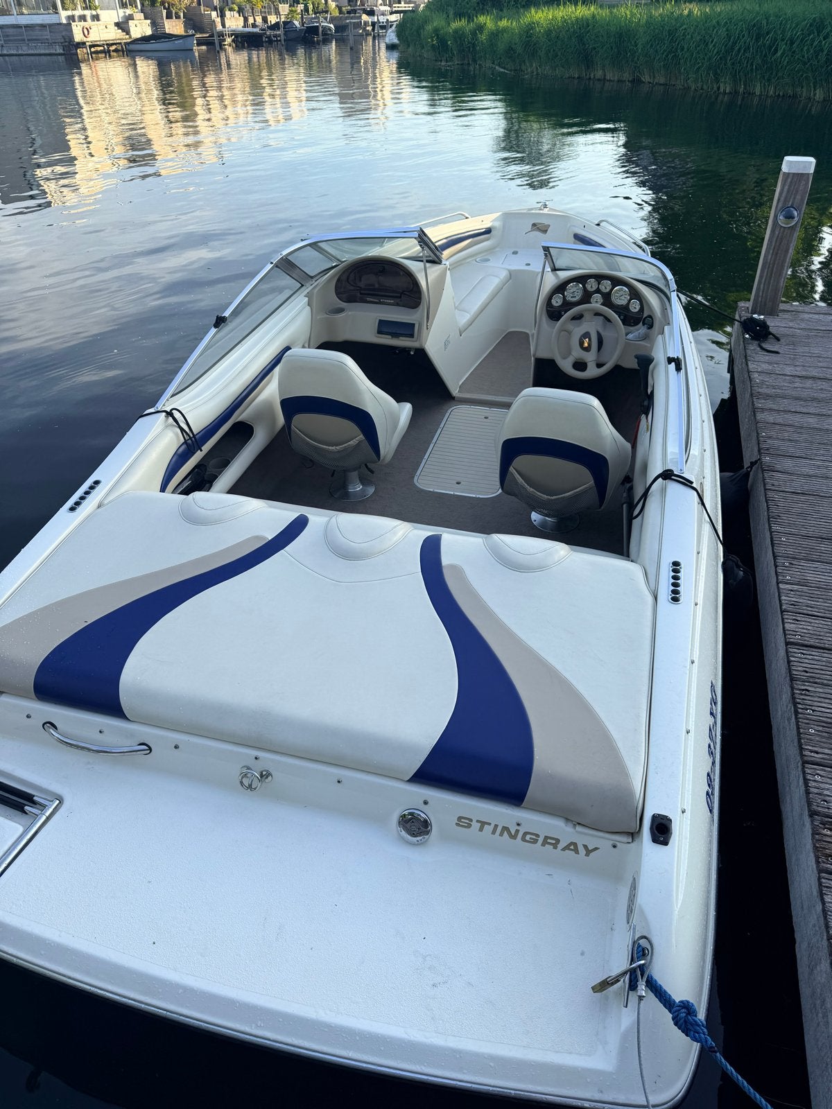 Stingray 190LX - Sportieve en comfortabele speedboot, Ophalen, Overige merken, Gebruikt, Binnenboordmotor