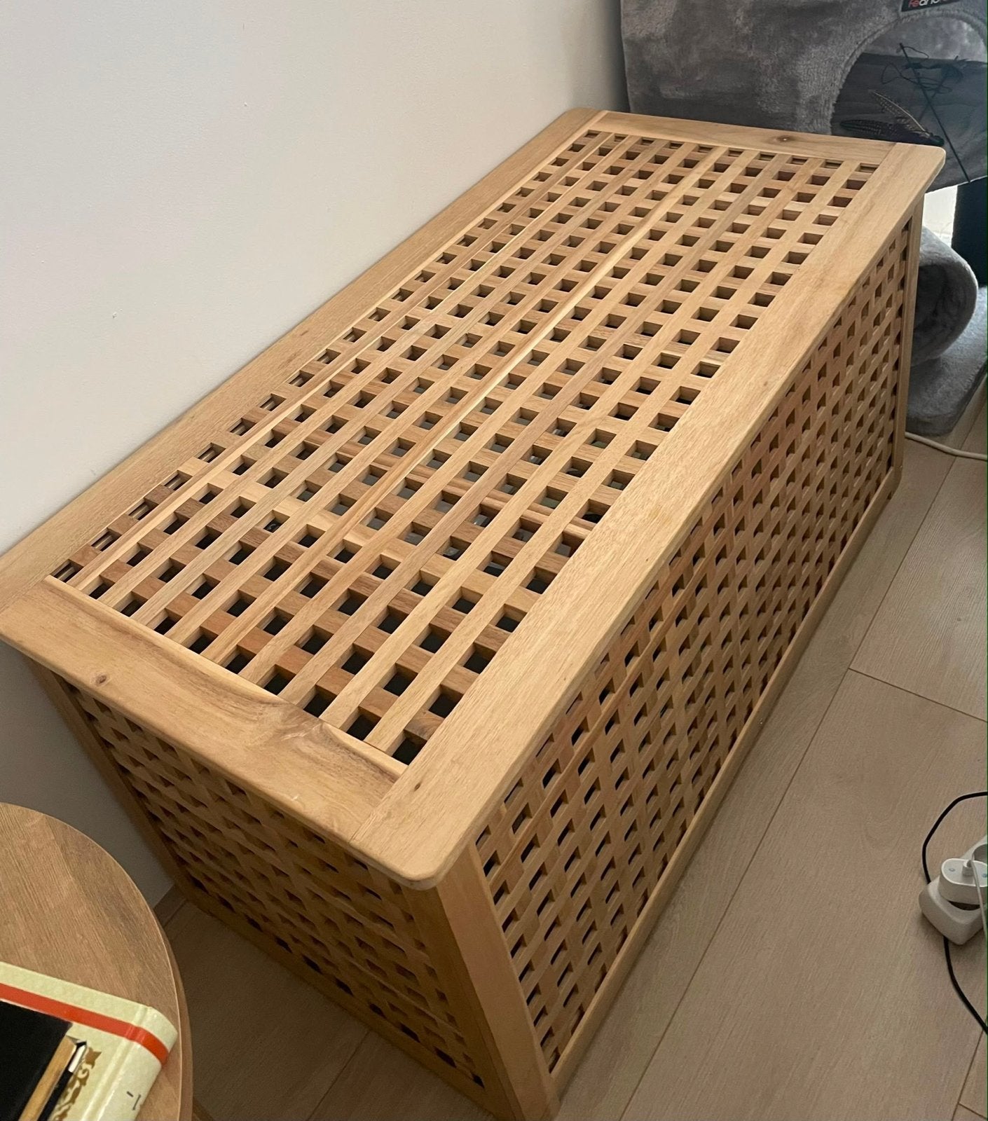 IKEA Hol: opbergkist met roosterpatroon, Ophalen, Gebruikt, 50 tot 100 cm, 5 – 50