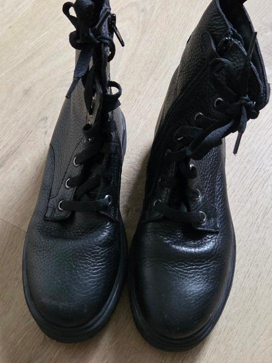 Mooie stoere zwarte booties maat 35, Ophalen of Verzenden, Gebruikt, Meisje