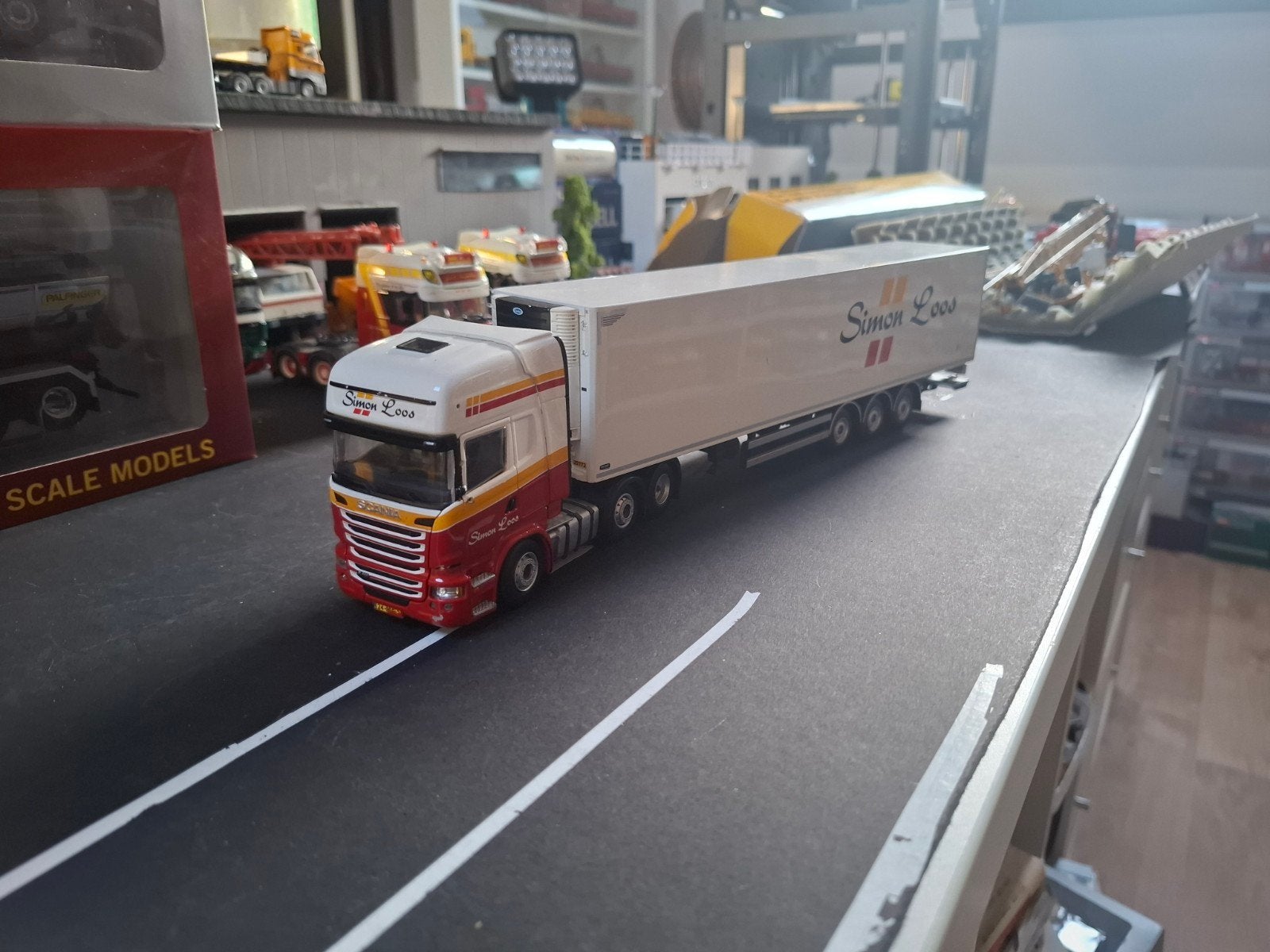 scania simon loos, Hobby en Vrije tijd, Ophalen of Verzenden, Gebruikt, Bus of Vrachtwagen, Tekno