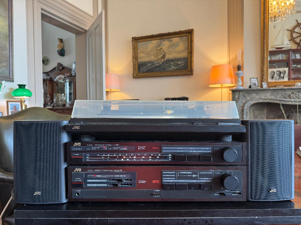 JVC Vintage Stereo Set Platenspeler Tuner Versterker '80/90, Ophalen, Gebruikt, JVC, Losse componenten