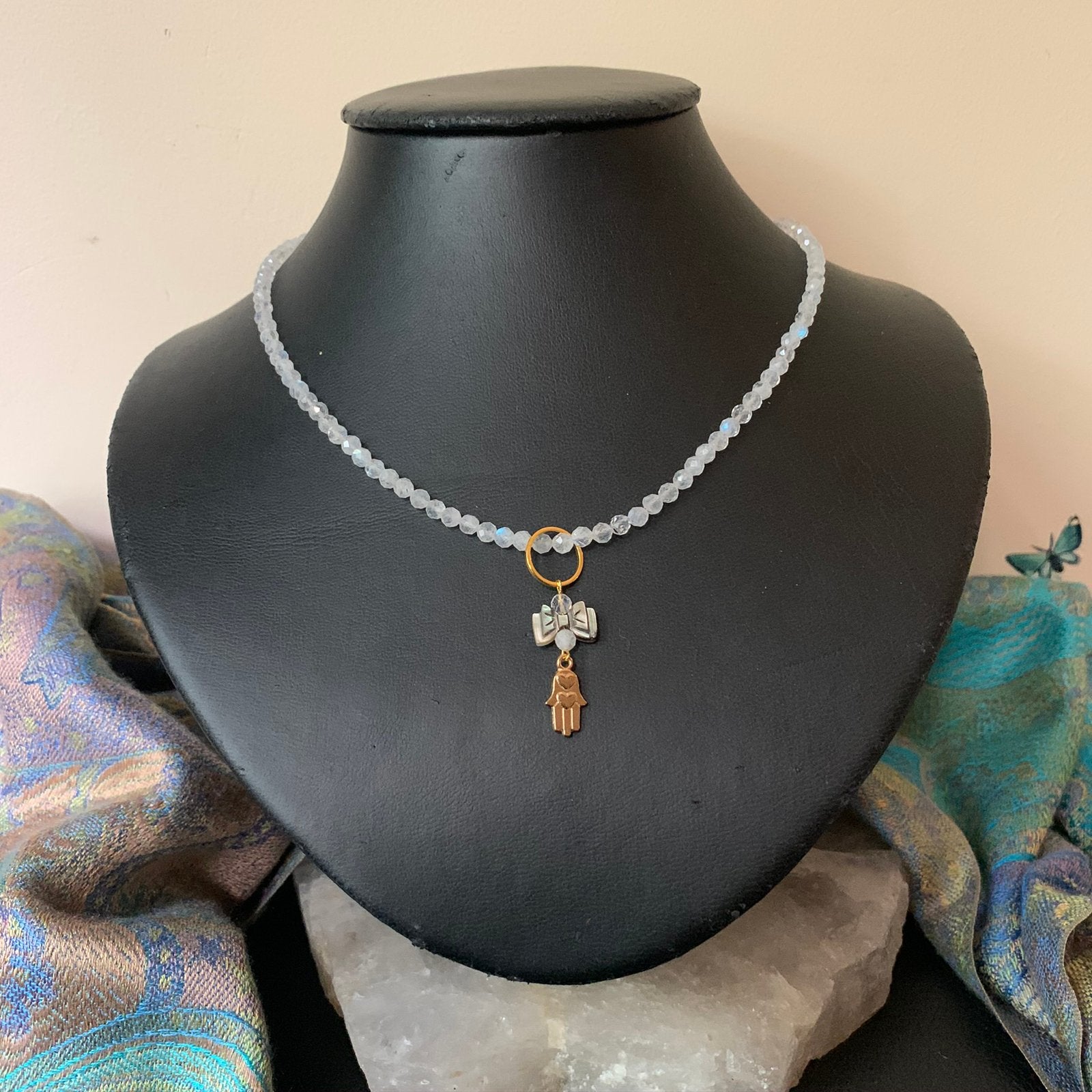 Maansteen ketting & hanger beschermt intuïtie balans SALE, Wit, Magnolia11, Nieuw, Ophalen of Verzenden