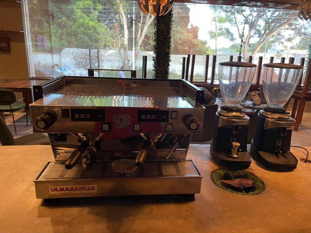 La marzocco Linea Classic, Espresso apparaat, 10 kopjes of meer, Ophalen of Verzenden, Zo goed als nieuw