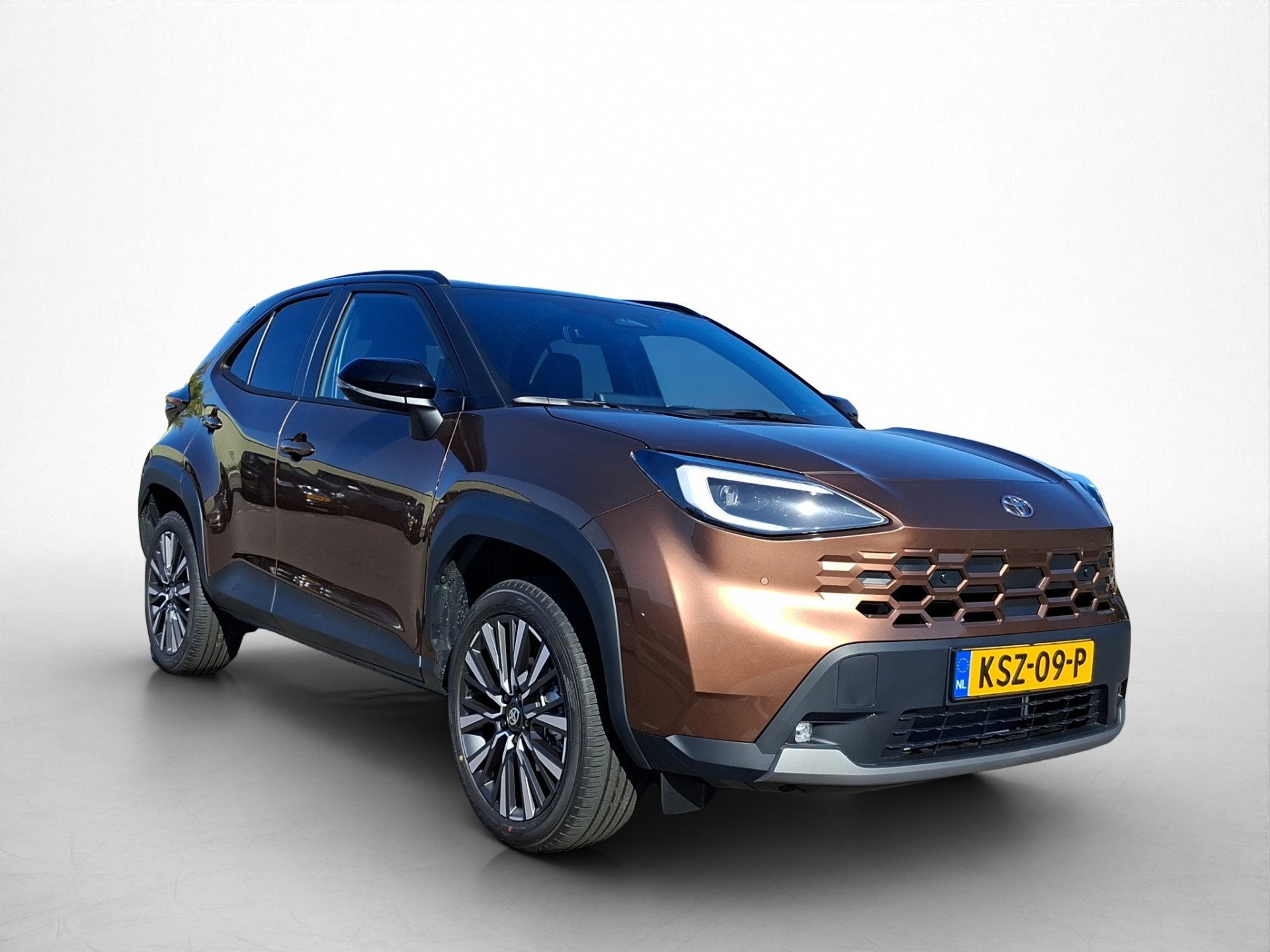 Toyota Yaris Cross 1.5 Hybrid 130 Executive | Carplay/Androi, 12 maanden, Bedrijf, Hybride Elektrisch/Benzine, 3 cilinders