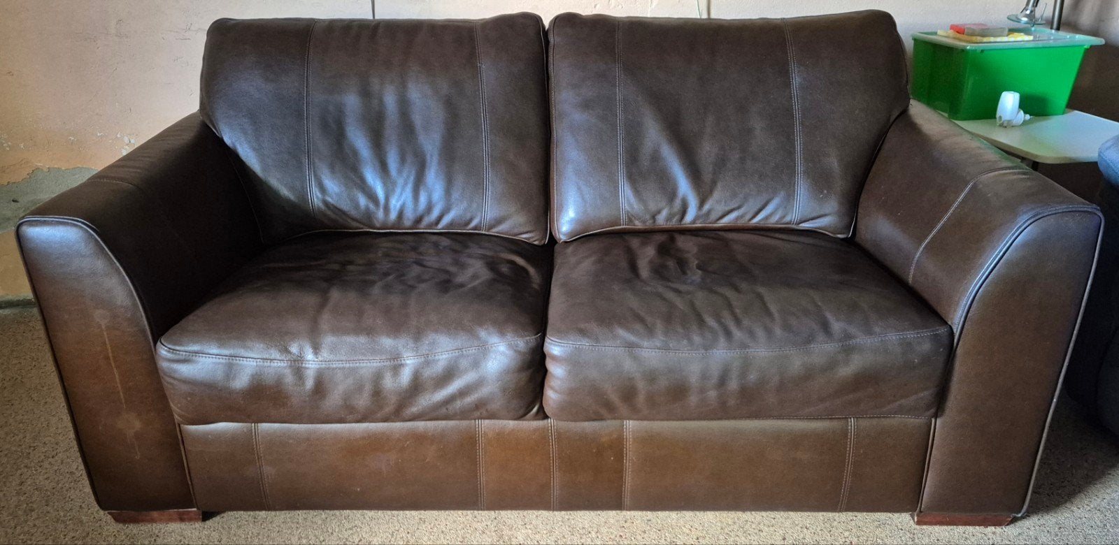 2 (tot 3) persoons bruin lederen bank, gratis op te halen, Ophalen, Gebruikt, 150 tot 200 cm, Tweepersoons