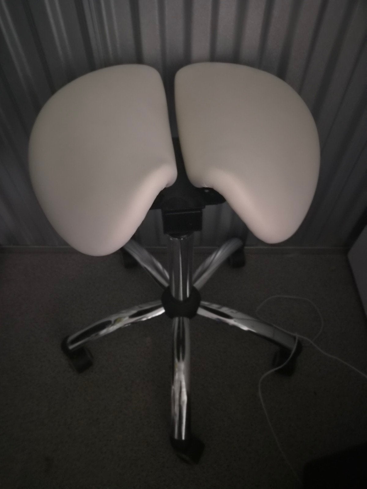 Ergonomische zadelkruk - Wit, Ophalen, Gebruikt, Wit, Bureaukruk