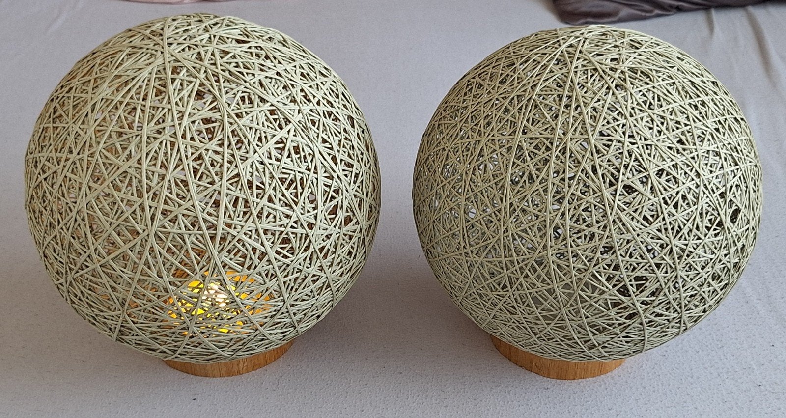 2 tafel bollampen, Ophalen