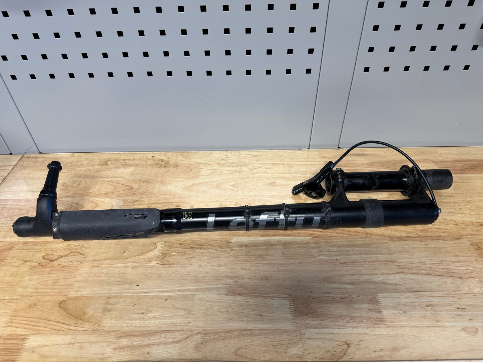 2x Lefty 2.0 - 29" (XLR & PBR) - 100mm 1x Monarch XX 190x51, Gebruikt, Ophalen of Verzenden, Voorvork, Aluminium