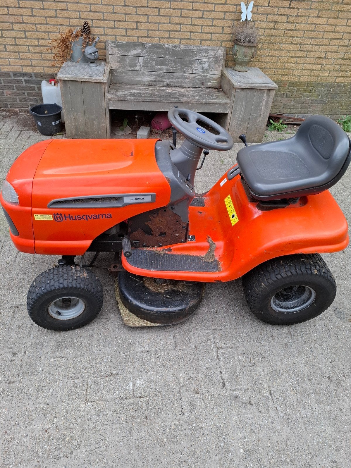 husqvarna lt151, Tuin en Terras, Zitmaaiers, Ophalen