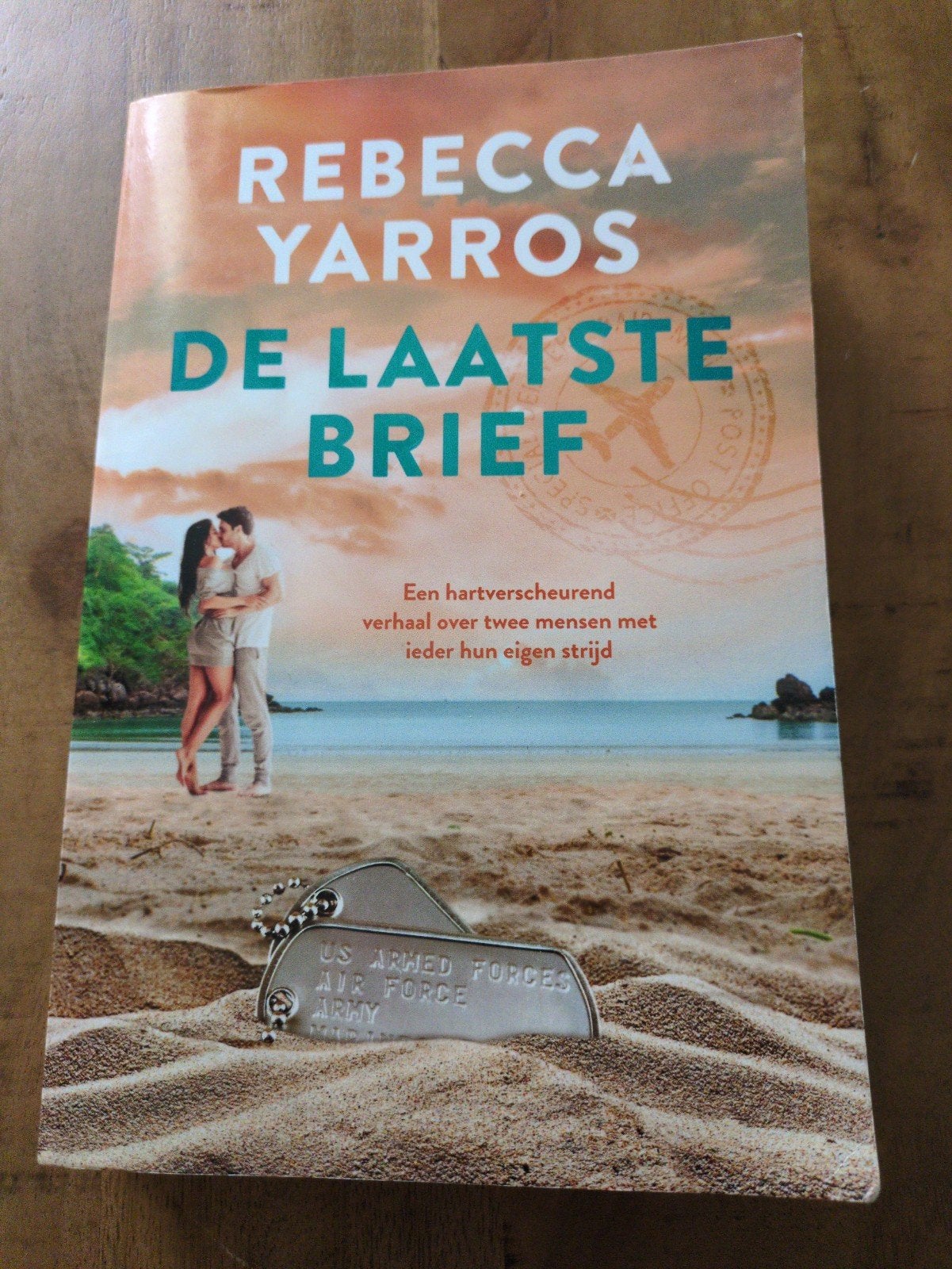 De Laatste Brief - Rebecca Yarros (Zo goed als nieuw), Ophalen of Verzenden, Zo goed als nieuw, Rebecca Yarros, Nederland