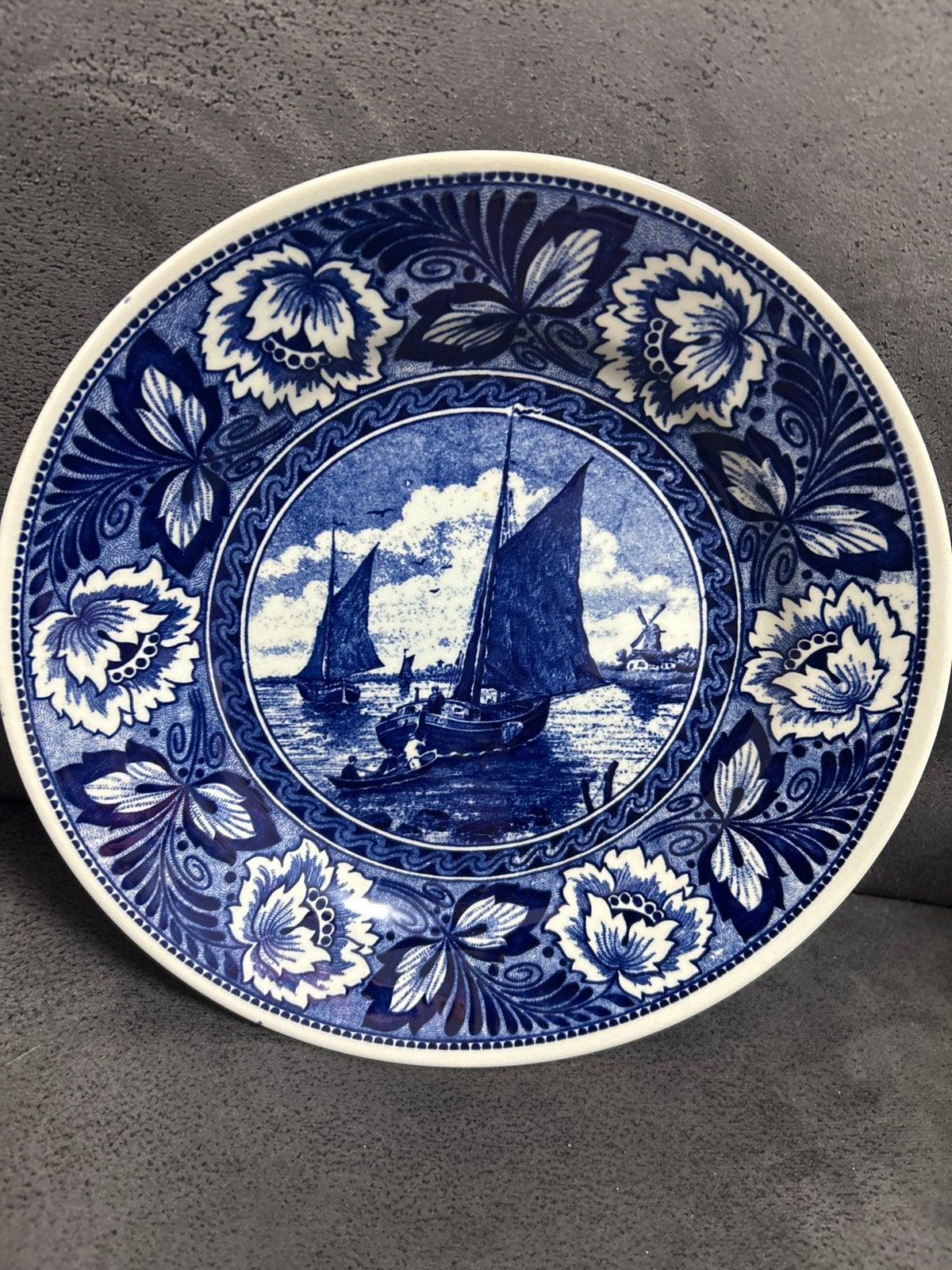 Delfts Blauw Sierbord met Hollandse Zeilboten, Ophalen of Verzenden