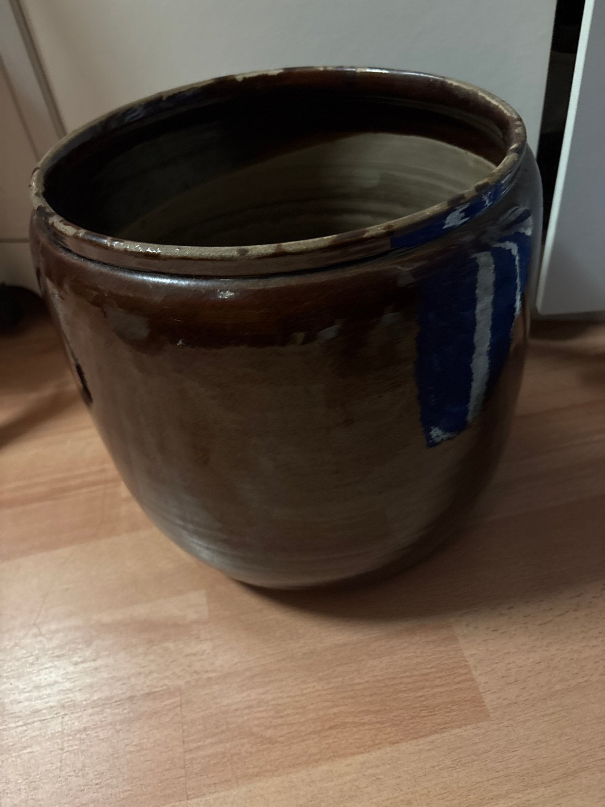 Antieke aardewerken pot/kruik, Ophalen