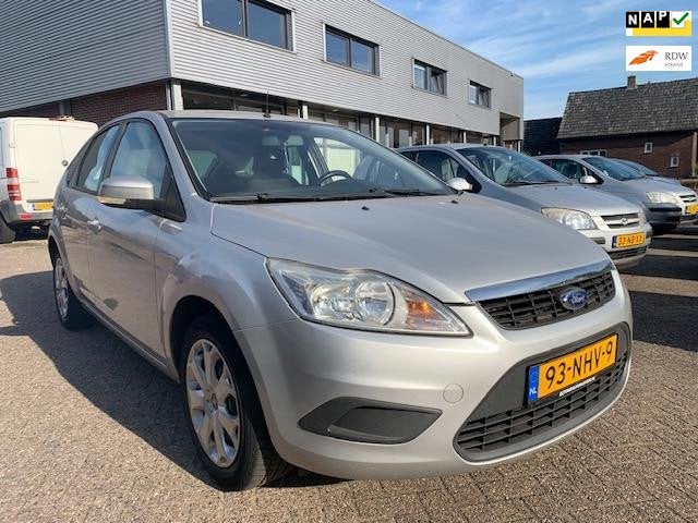 Ford Focus 1.6 Comfort 2010 € 2.450.- AIRCO , ZO MEE MET 1, Auto's, Gebruikt, 4 cilinders, 620 kg, 49 €/maand