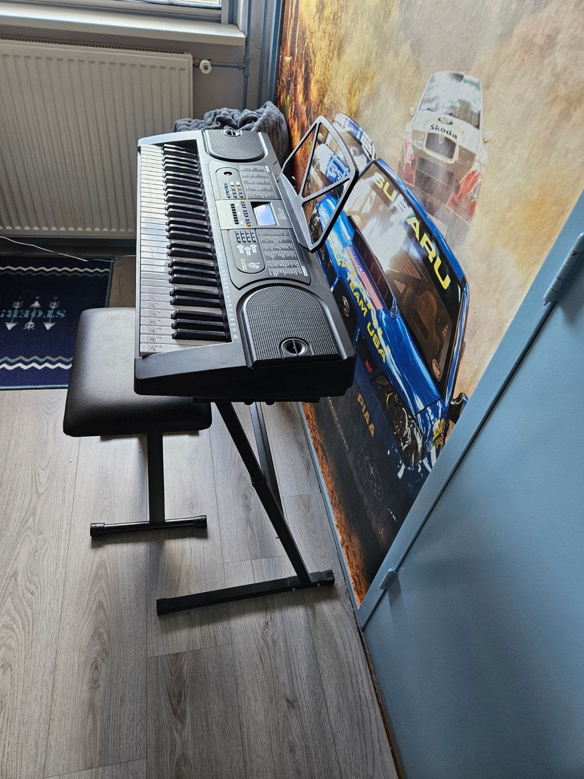 Max Music KB1 Keyboard met standaard en krukje, Muziek en Instrumenten, Met standaard, Ophalen, Overige merken, 61 toetsen