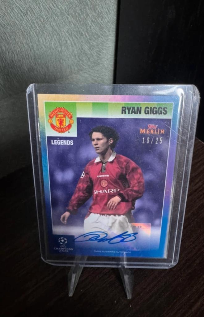 Ryan giggs manchester united /25 autograph, Verzenden, Zo goed als nieuw, Buitenlandse clubs, Spelerskaart