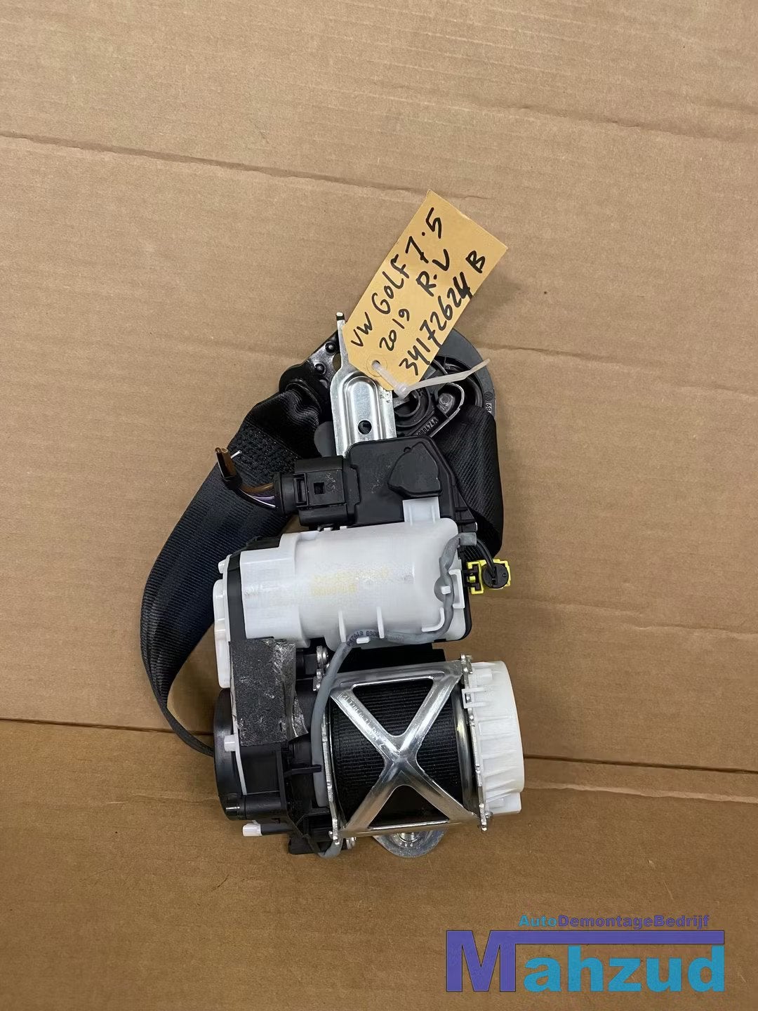 VW GOLF 7 7.5 Rechts voor gordel 5G485705N 2012-2019, Gebruikt, Volkswagen, Volkswagen AG, Berliner Ring 2
38440  Wolfsburg, DE