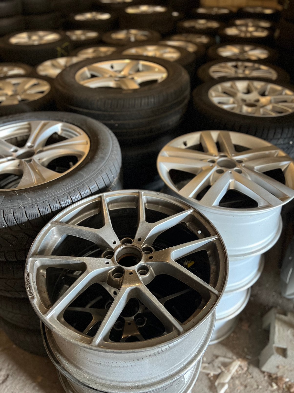 Partij velgen met banden 14” tot 19” VAG Mercedes Cupra, Auto-onderdelen, Banden en Velgen, Gebruikt, Banden en Velgen, 235 mm