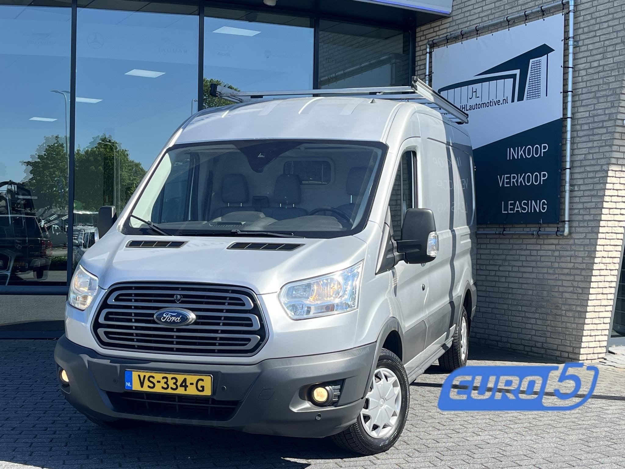 Ford Transit 290 2.2 TDCI L2H2*NAVI*CRUISE*CAM*A/C*HAAK*3PER, Auto's, Euro 5, Gebruikt, 4 cilinders, Bedrijf