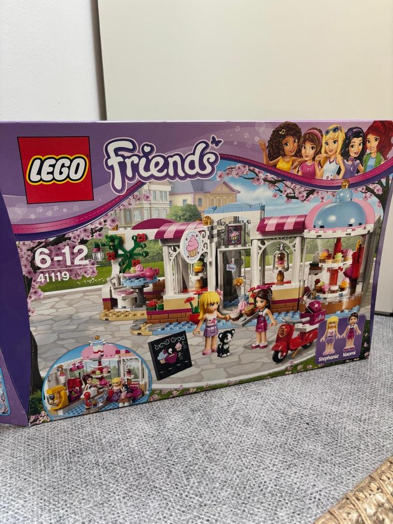 LEGO Friends Heartlake Cupcake Café 41119, Lego, Friends, Ophalen of Verzenden, Zo goed als nieuw