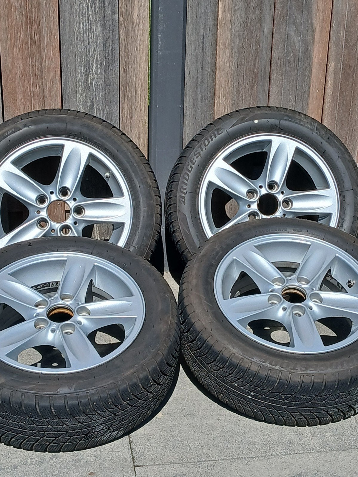 Set van 4 Bridgestone winterbanden met velgen 205/55R16, Auto-onderdelen, Banden en Velgen, Ophalen, Gebruikt, 16 inch, Banden en Velgen
