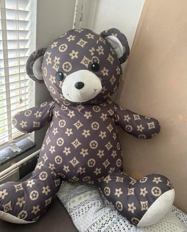 Grote Knuffelbeer met Designer Print - Louis Vuitton & Gucci, Kinderen en Baby's, Speelgoed | Knuffels en Pluche, Overige merken