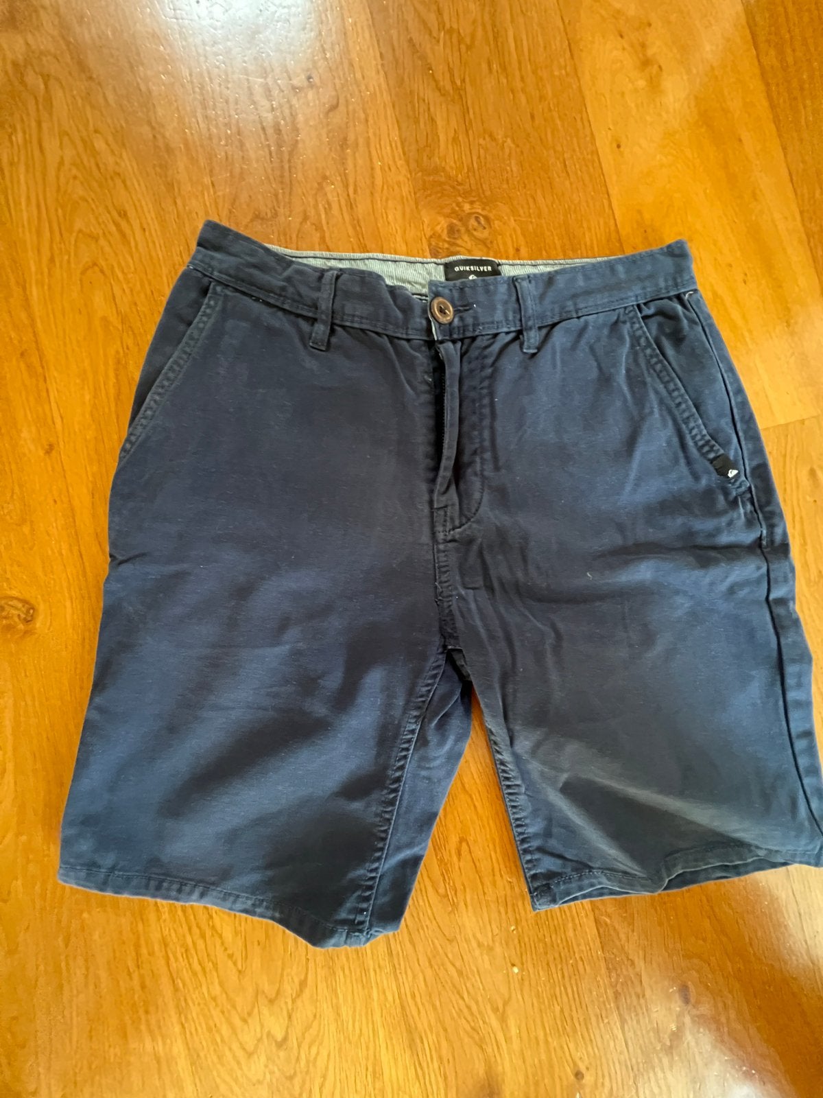 Quiksilver chino short navy, straight fit, maat 28, Ophalen of Verzenden, Zo goed als nieuw, Maat 46 (S) of kleiner, Blauw
