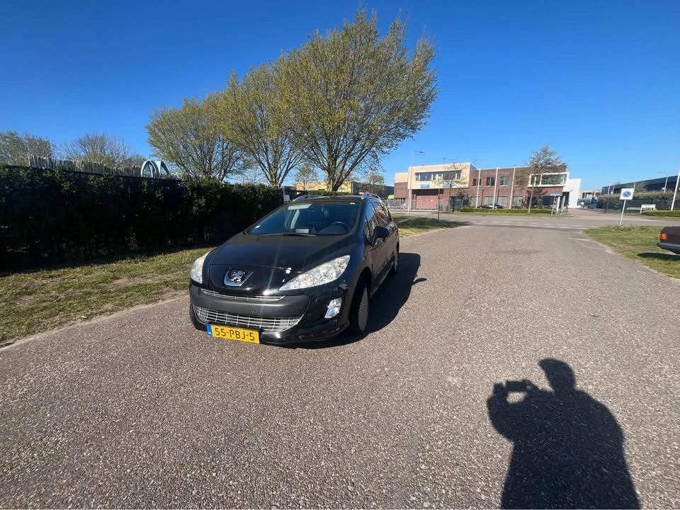 Peugeot 308 1.6 VTI 16V SW 7P 2011 Zwart, Auto's, Voorwielaandrijving, Euro 5, Zwart, 4 cilinders