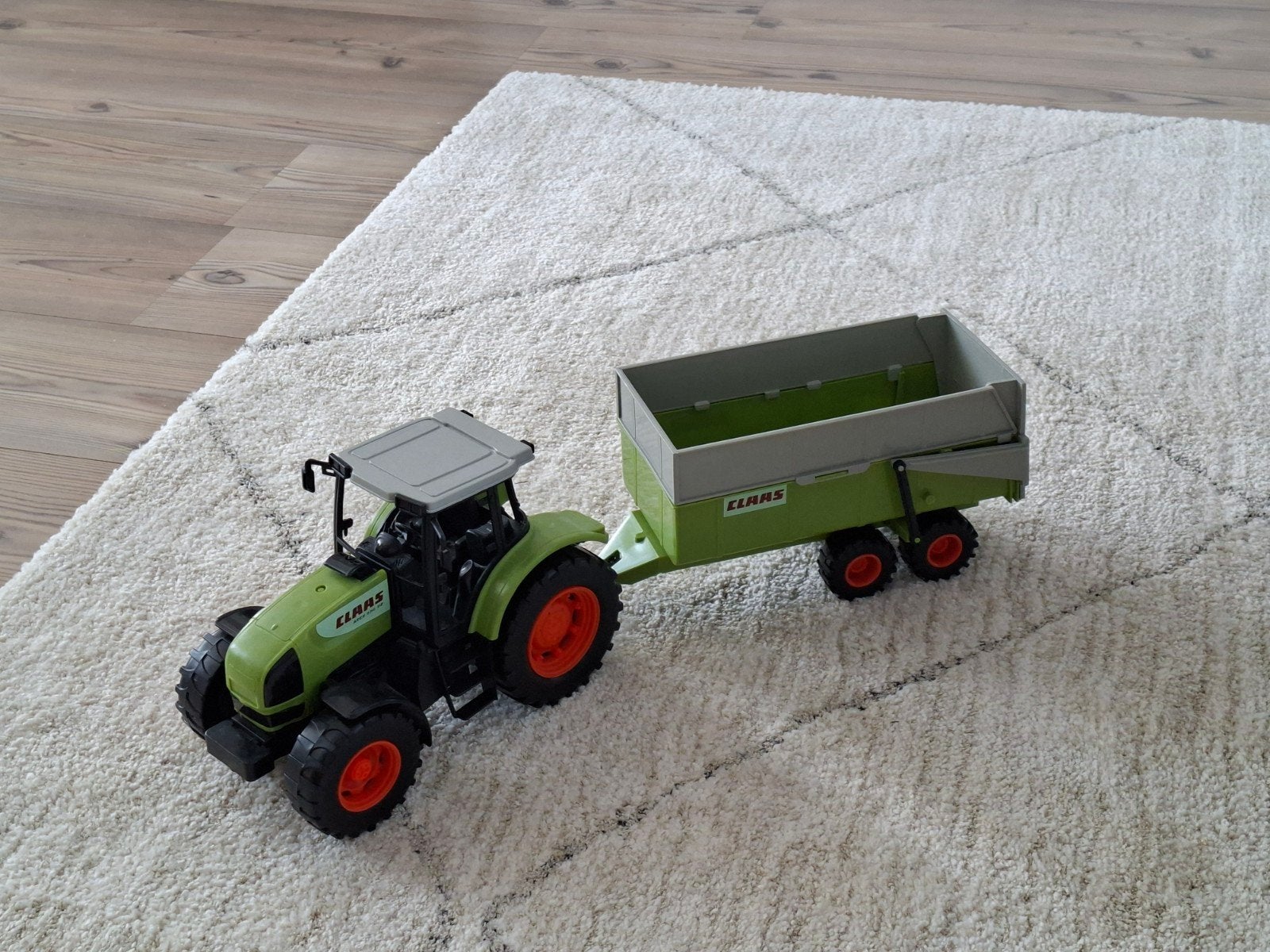 Claas Tractor met Kiepwagen - Zo goed als nieuw, Ophalen, Zo goed als nieuw